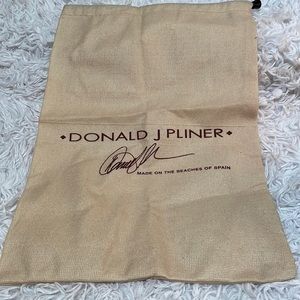 Donald Pliner Dustbag🎁